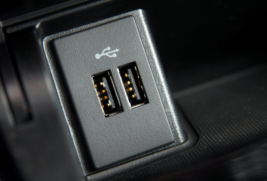 Future of USB Connectivity in Automobiles