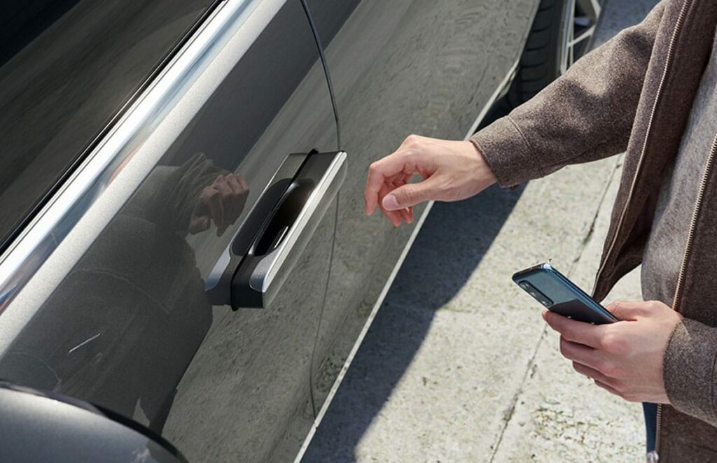 Updating Your Smartphone for Hyundai Digital Key Compatibility